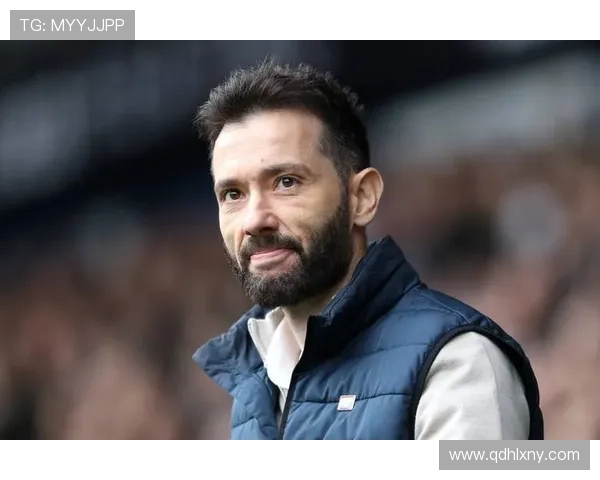 瓦伦西亚球迷抗议持续,球队本赛季稳定性面临考验 瓦伦西亚球迷抗议持续,球队本赛季稳定性面临考验