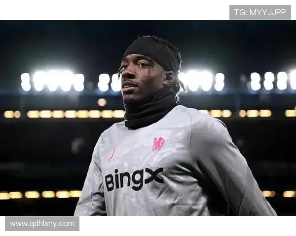 杜埃更适合边锋还是中场?战术角色与体系适配性分析 杜埃更适合边锋还是中场?战术角色与体系适配性分析