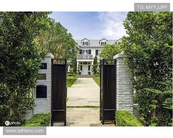 勒布朗又换新豪宅，这次直接把健身房搬回家了？