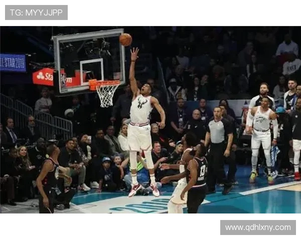 西亚卡姆挡拆突击对位内线更稳，对比上季效率提升